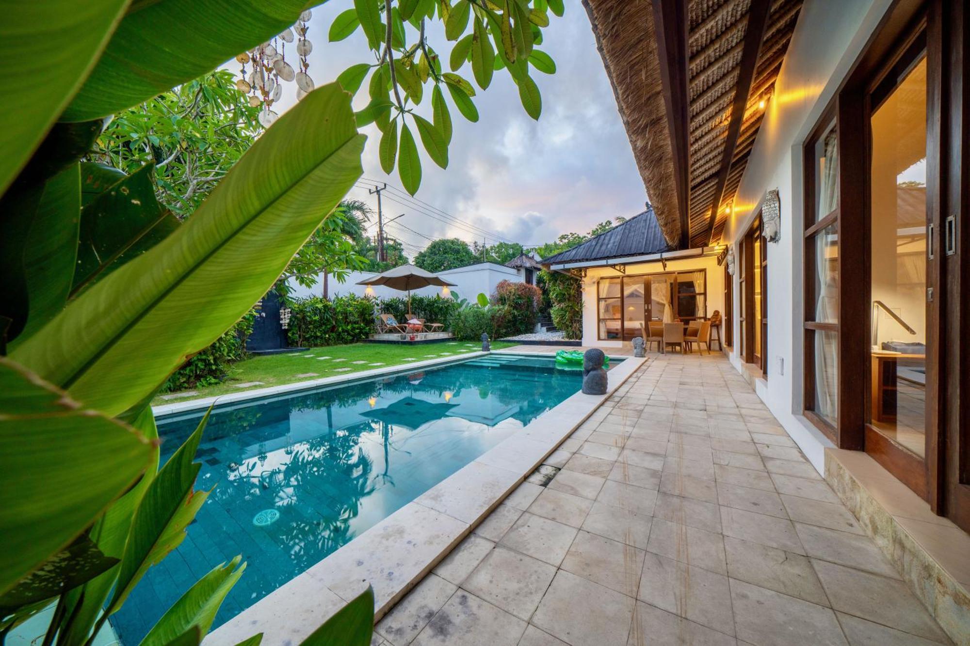 Bali Sunyi Villas Jimbaran  Exterior photo