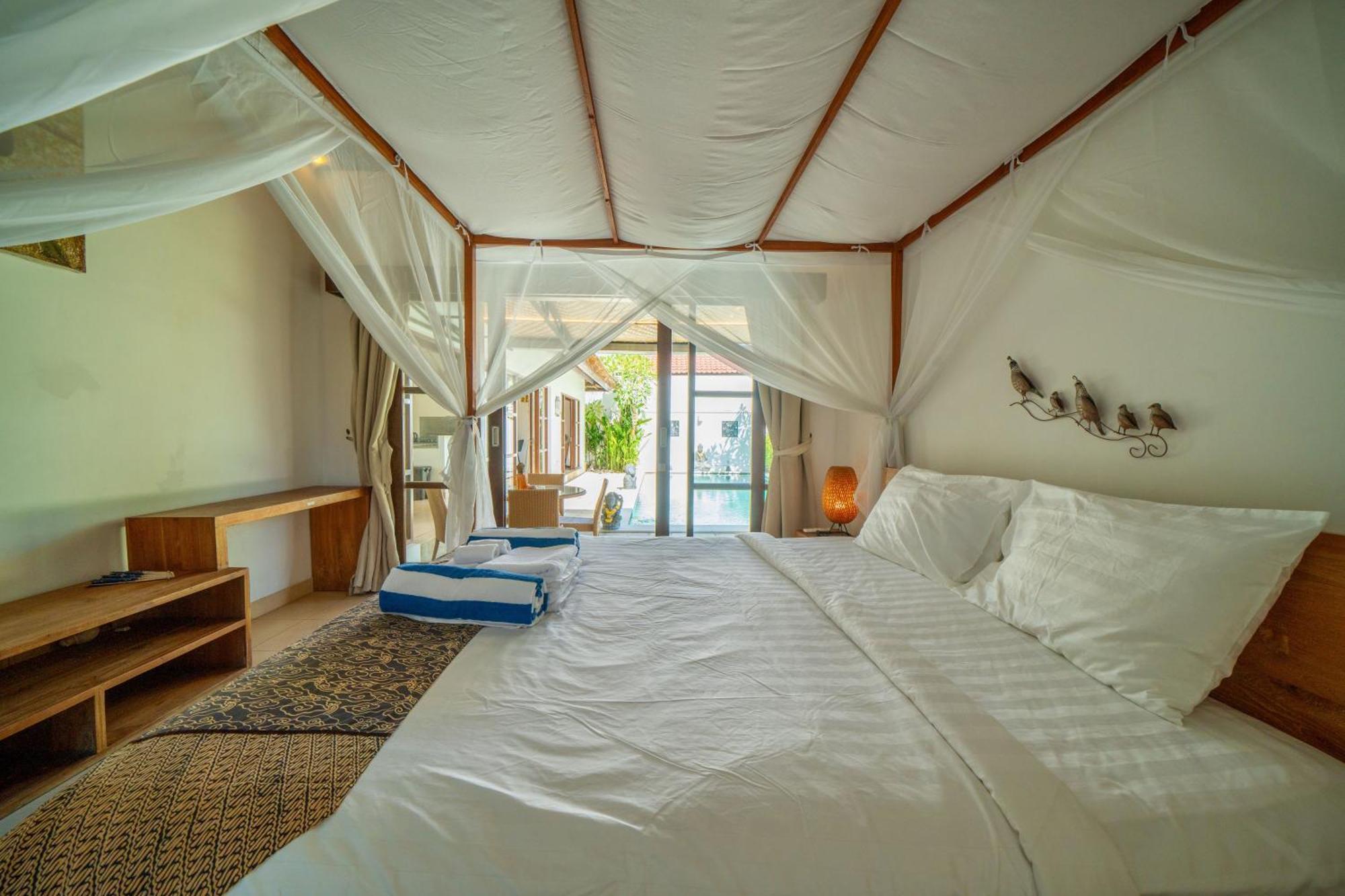 Bali Sunyi Villas Jimbaran  Exterior photo