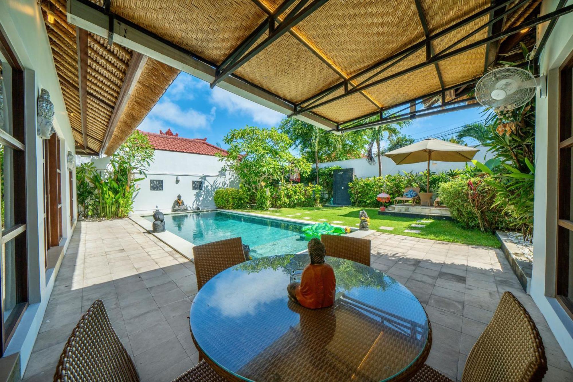 Bali Sunyi Villas Jimbaran  Exterior photo